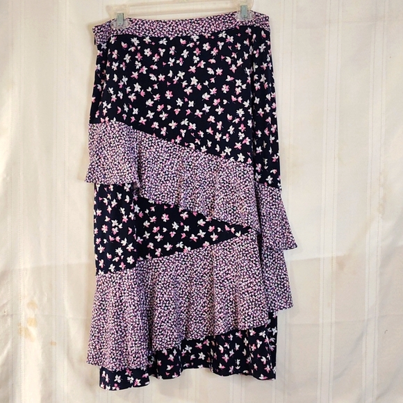 Michael Kors Skirt - Picture 2 of 5